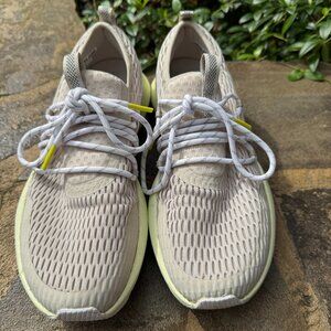 Sorel Kinetic Impact Tennis Shoes Size 8.5 Yellow and Grey